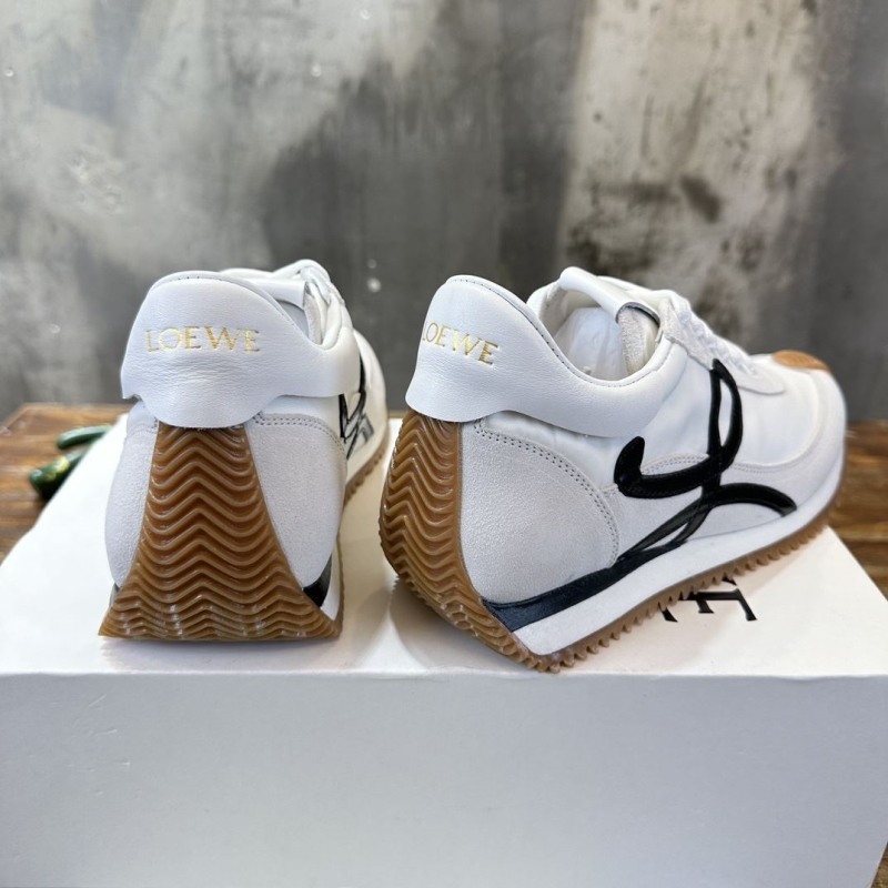 Loewe Sneakers